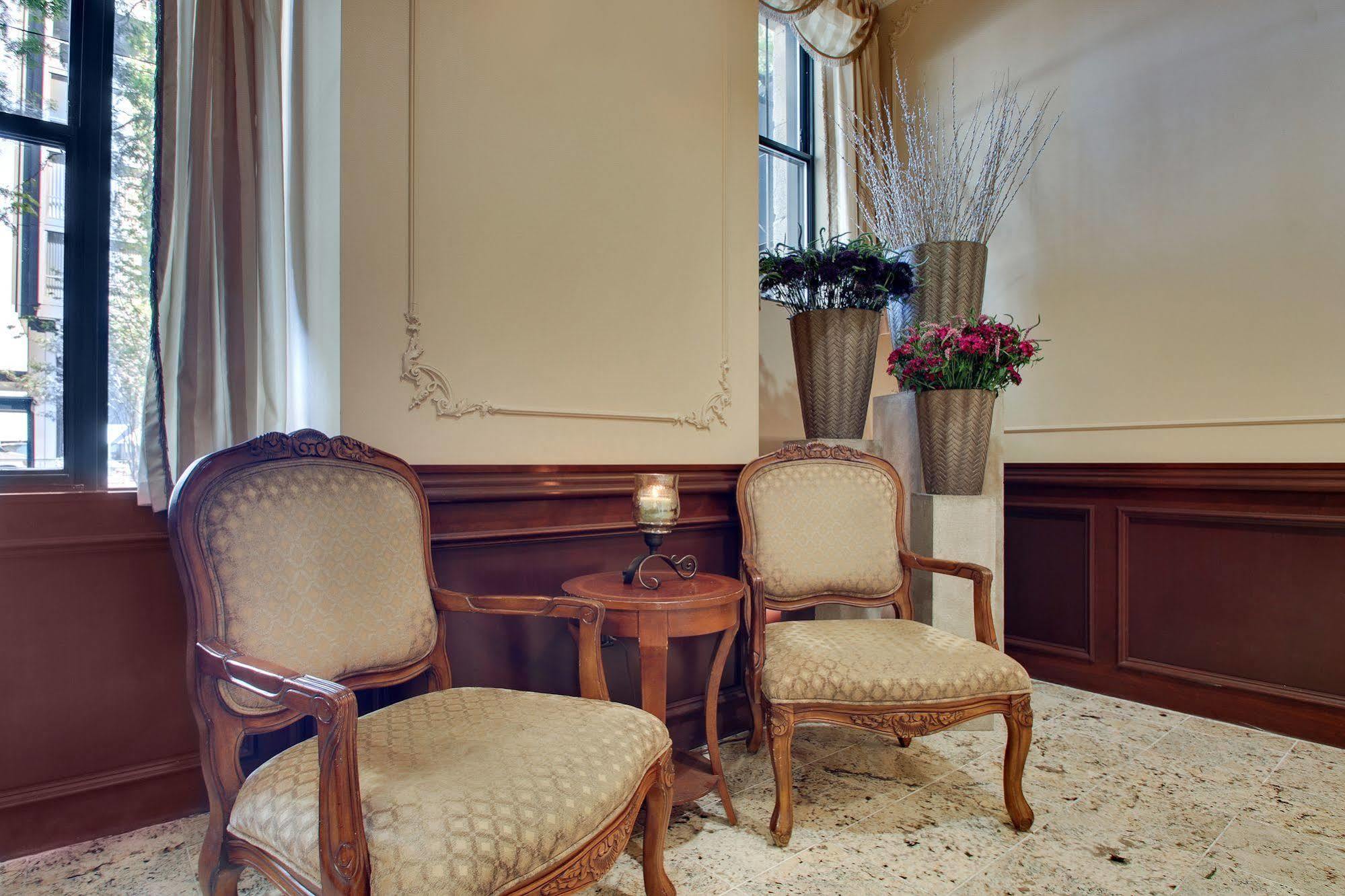 Dewitt Hotel And Suites Chicago Eksteriør bilde