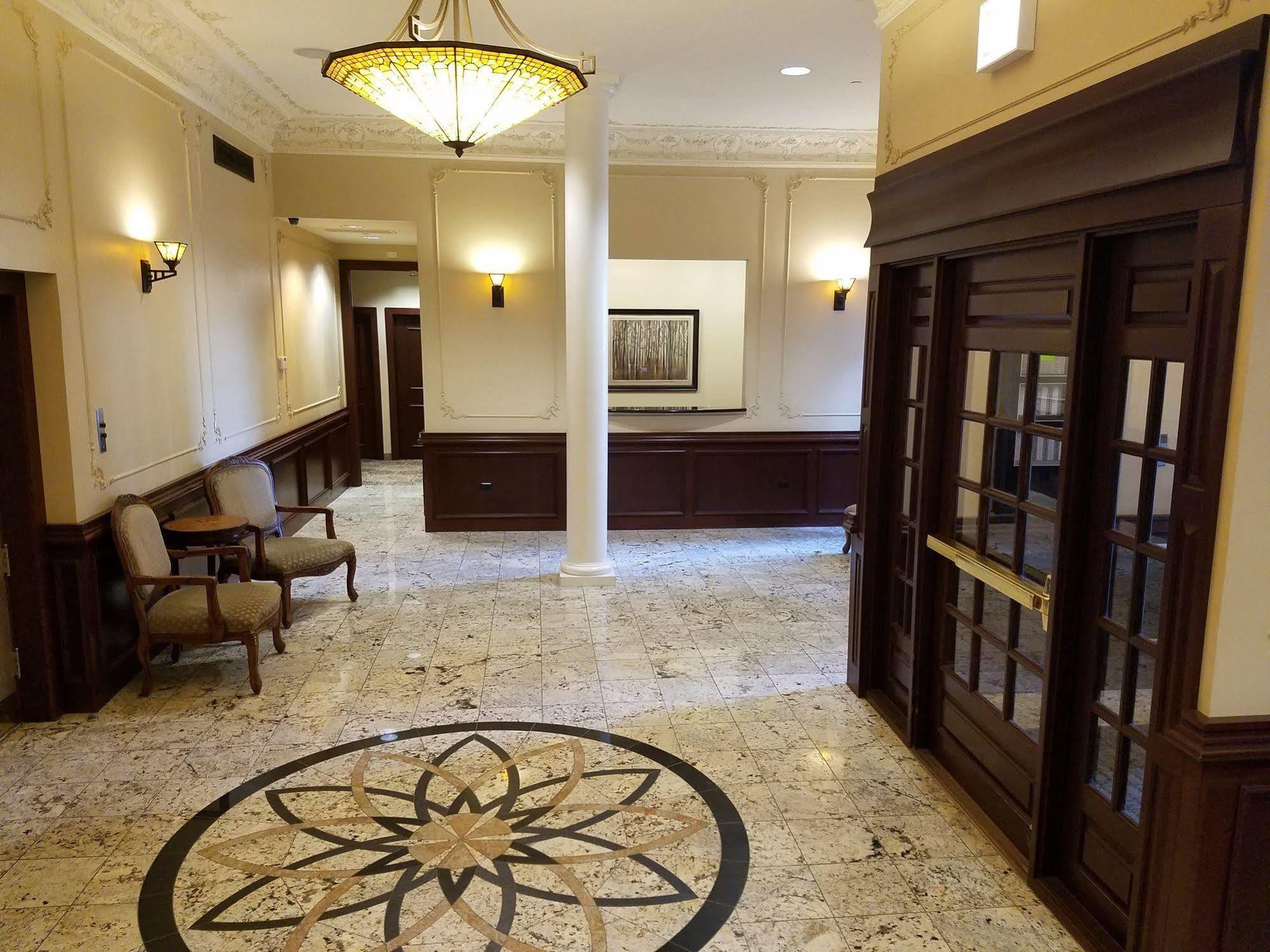 Dewitt Hotel And Suites Chicago Eksteriør bilde