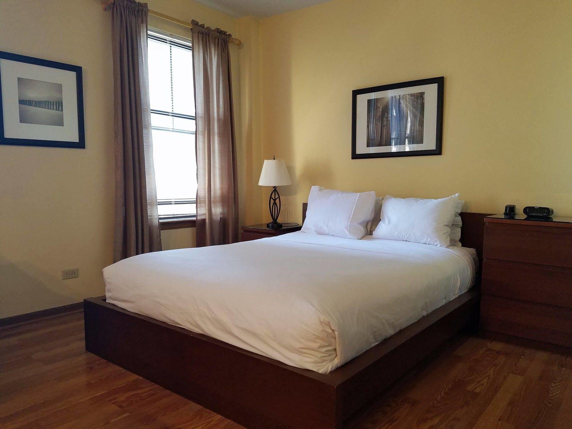 Dewitt Hotel And Suites Chicago Eksteriør bilde